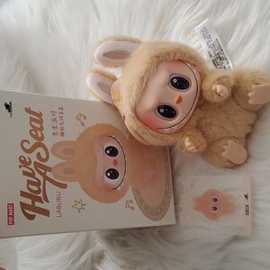 Pop Mart Labubu Have a Seat - BABA